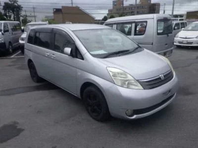 Toyota ISIS