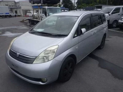 Toyota ISIS