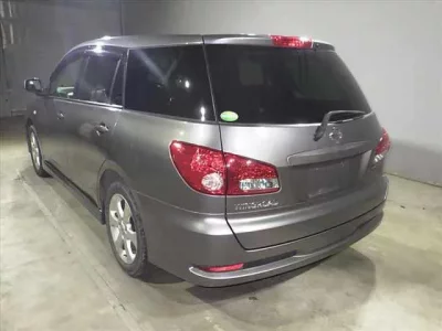 Nissan WINGROAD