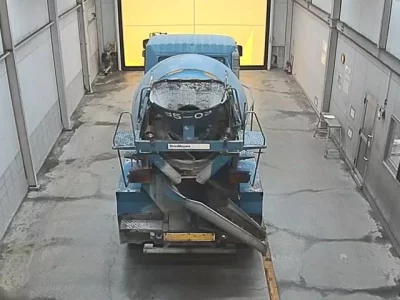 Hino TRUCK