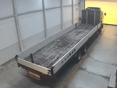 Isuzu TRUCK