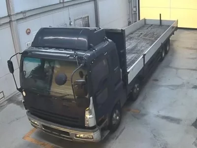 Isuzu TRUCK