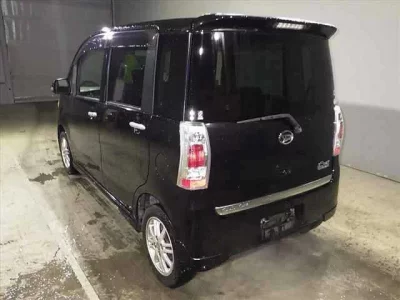 Daihatsu TANTO EXE