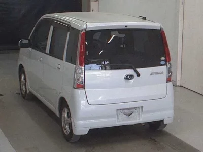 Subaru STELLA