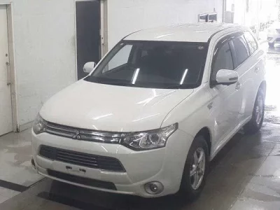 Mitsubishi OUTLANDER PHEV