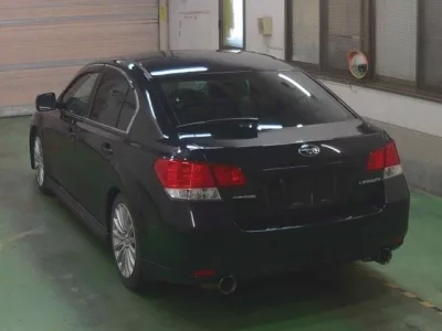 Subaru LEGACY B4