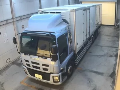 Isuzu TRUCK