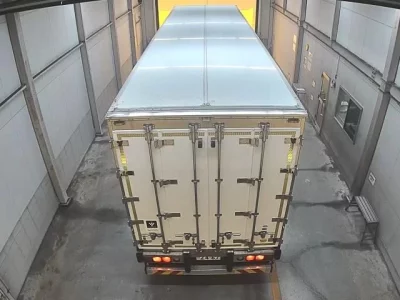 Isuzu TRUCK