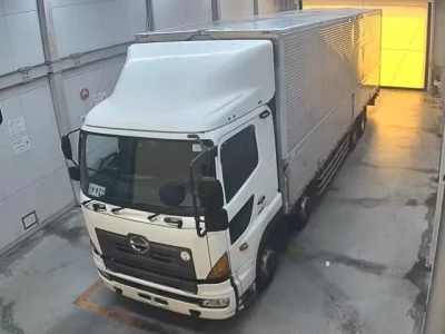 Hino TRUCK