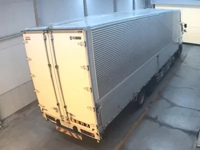 Hino TRUCK