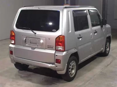 Daihatsu NAKED