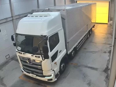 Hino TRUCK