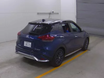 Nissan KIX
