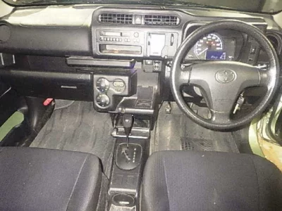 Toyota SUCCEED