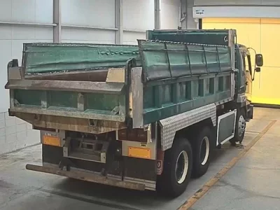 Isuzu TRUCK