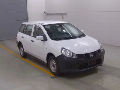 Nissan AD
