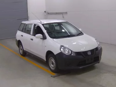 Nissan AD