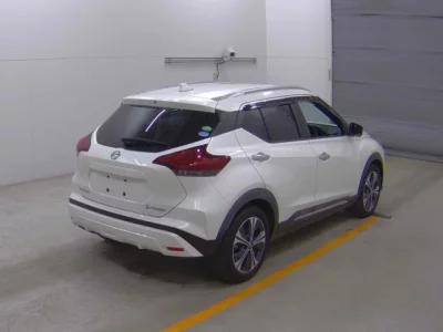 Nissan KIX