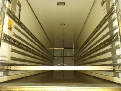 Isuzu TRUCK