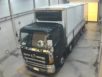 Hino TRUCK