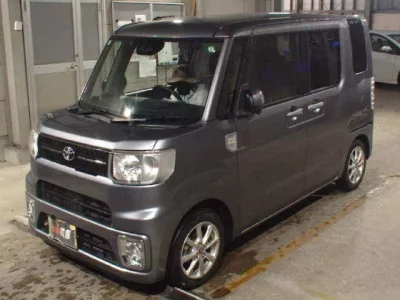Toyota PIXIS MEGA