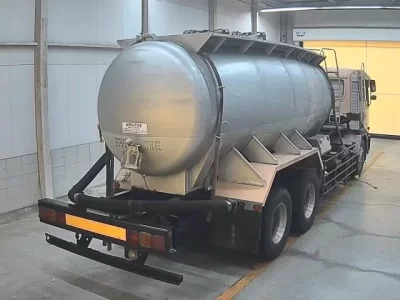 Hino TRUCK