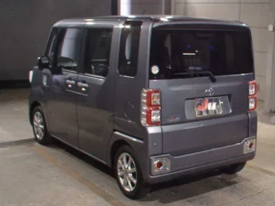 Toyota PIXIS MEGA