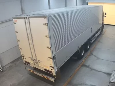 Hino TRUCK