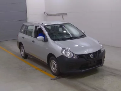 Nissan AD