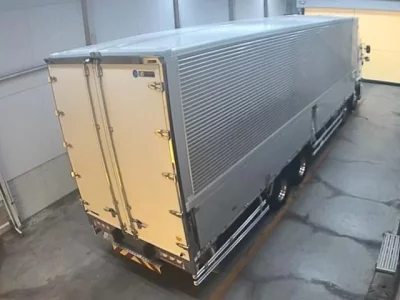 Hino TRUCK