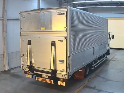 Isuzu FORWARD