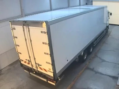 Isuzu TRUCK