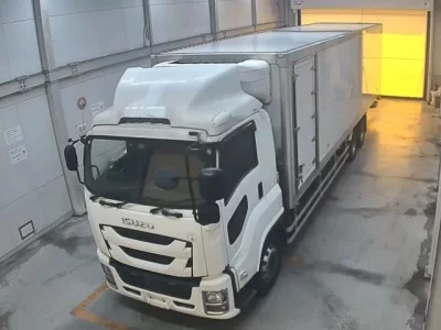Isuzu TRUCK