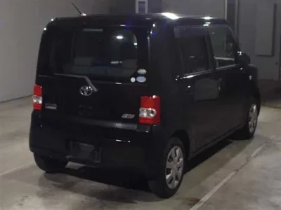 Toyota PIXIS SPACE