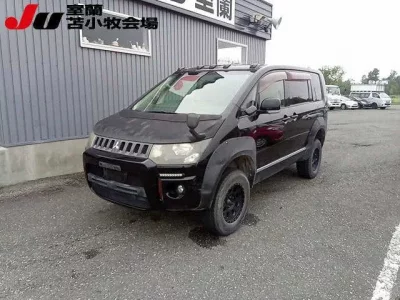 Mitsubishi DELICA D5