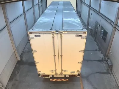 Isuzu TRUCK