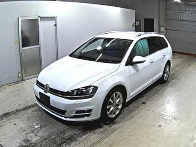 Volkswagen GOLF VARIANT