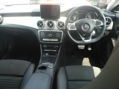 Mercedes-Benz CLA CLASS