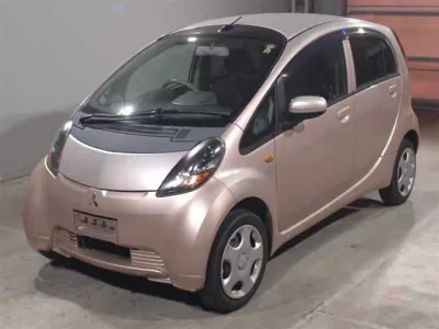 Mitsubishi I