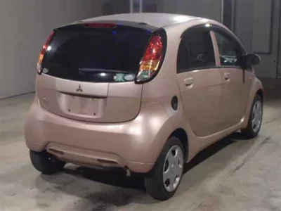Mitsubishi I