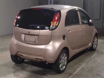 Mitsubishi I