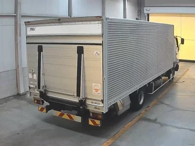 Mitsubishi FUSO FIGHTER