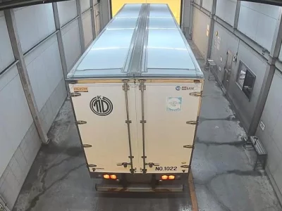 Hino TRUCK