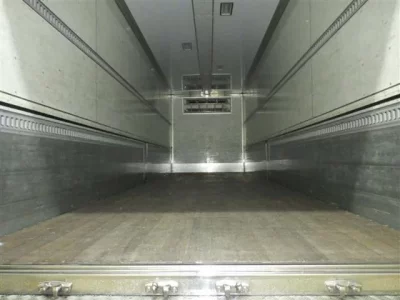 Isuzu TRUCK