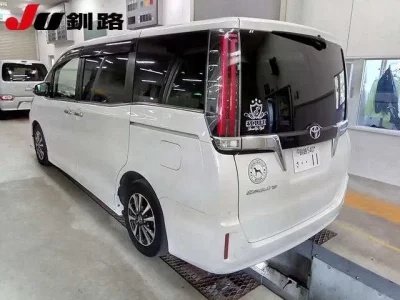 Toyota ESQUIRE