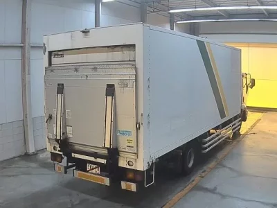Isuzu FORWARD