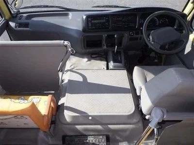 Toyota COASTER
