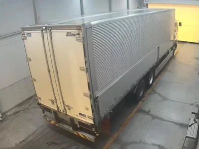 Isuzu TRUCK