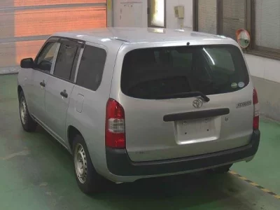 Toyota SUCCEED