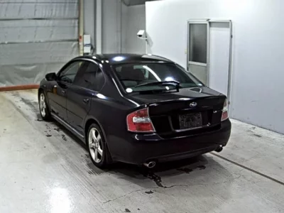 Subaru LEGACY B4
